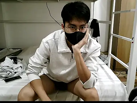 Gwencloudy online show from January 8, 7:03 am