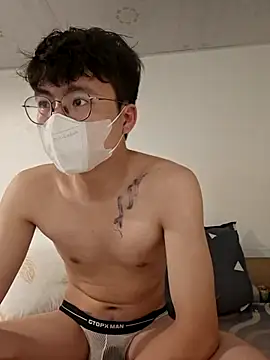 Gwencloudy online show from April 2, 4:19 am