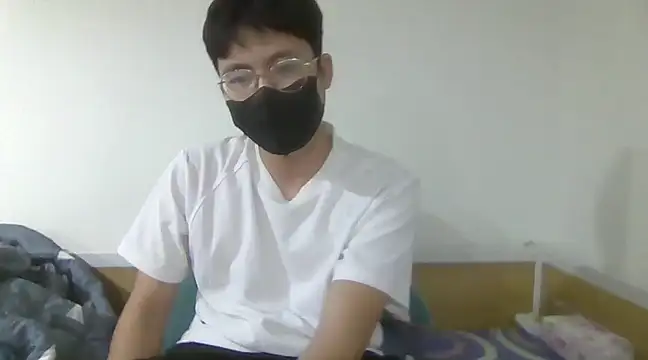 Gwencloudy online show from January 8, 2:56 pm