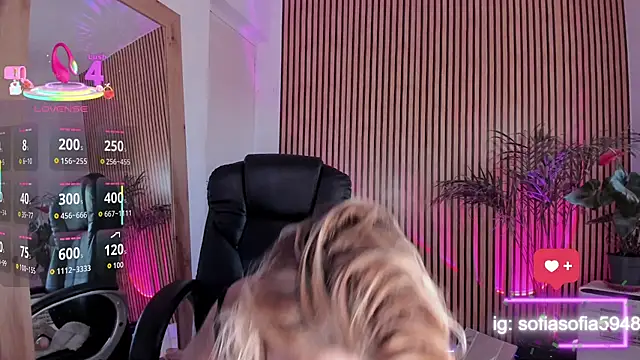 sofiah  online show from October 5, 7:10 am