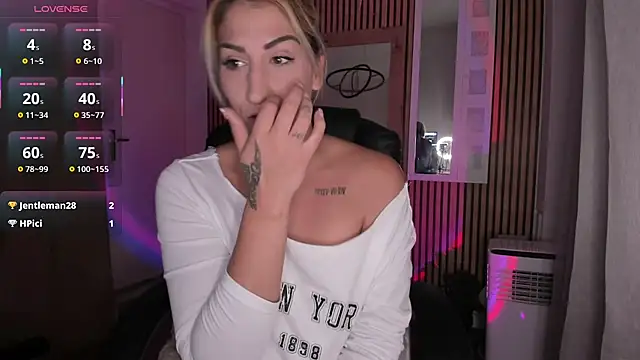 sofiah  online show from November 21, 6:51 pm