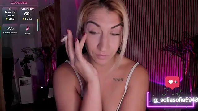 sofiah  online show from November 3, 6:18 am