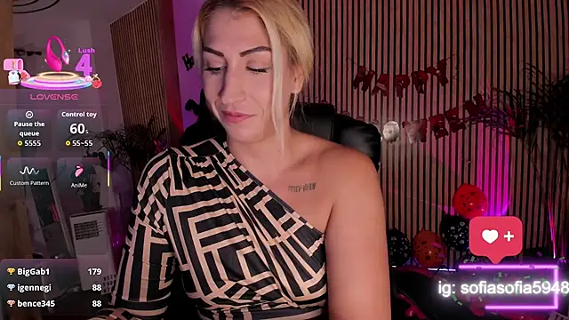 sofiah  online show from October 28, 6:29 pm