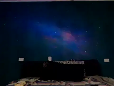 Karendolly  8 online show from November 24, 9:15 pm