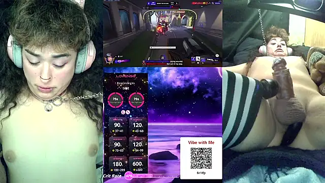 Snapshot of Solumi chatting on December 2, 9:05 pm Solumi online show from December 2, 9:05 pm