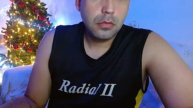 geeklatin88 online show from December 17, 6:29 am