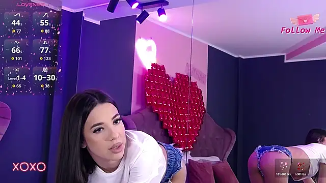 Snapshot of LaraKent chatting on February 6, 8:49 pm LaraKent online show from February 6, 8:49 pm