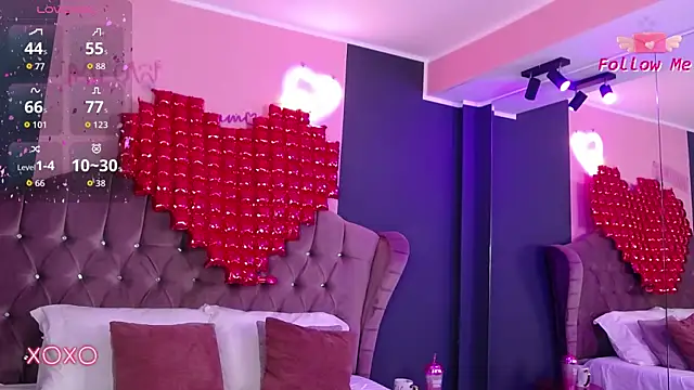 Snapshot of LaraKent chatting on February 4, 8:15 pm LaraKent online show from February 4, 8:15 pm