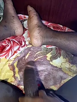 Snapshot of Black_dicki chatting on January 3, 11:56 am Black dicki online show from January 3, 11:56 am