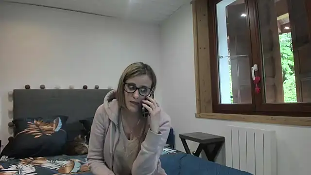 Madame Callie online show from May 18, 11:37 am