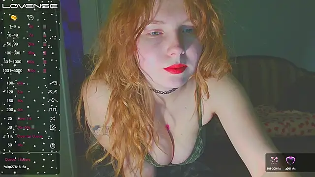 Snapshot of RubyLynxx chatting on February 8, 2:49 pm RubyLynxx online show from February 8, 2:49 pm