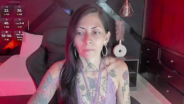 dark gotica online show from January 15, 7:06 pm