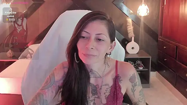 dark gotica online show from June 18, 7:08 pm