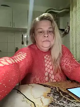 Snapshot of AriannaMilf chatting on May 7, 6:55 pm AriannaMilf online show from May 7, 6:55 pm