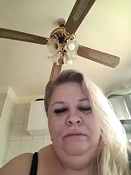 AriannaMilf online show from December 5, 10:25 am