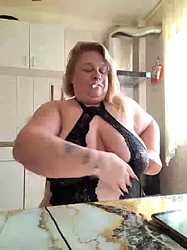 AriannaMilf online show from September 28, 7:37 am