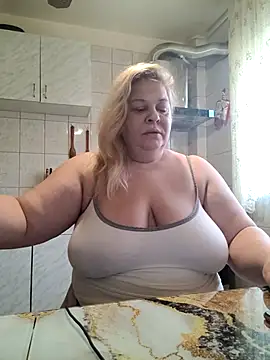 AriannaMilf online show from September 14, 4:24 am