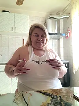 AriannaMilf online show from October 19, 9:34 am