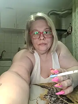 AriannaMilf online show from April 18, 7:51 pm