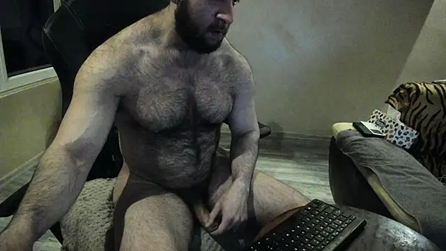 Hugealphabeast online show from February 14, 5:36 pm