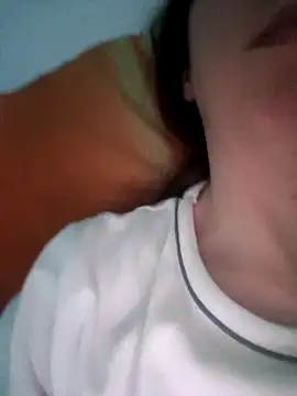 bruna safadinhaa online show from April 9, 4:35 pm