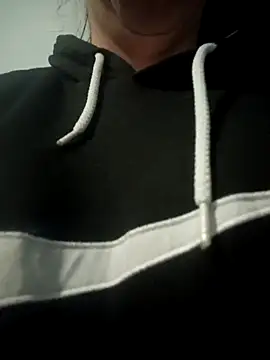 bruna safadinhaa online show from December 18, 2:10 pm