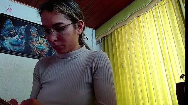 Snapshot of Niky_777 chatting on February 25, 6:55 pm Niky 777 online show from February 25, 6:55 pm