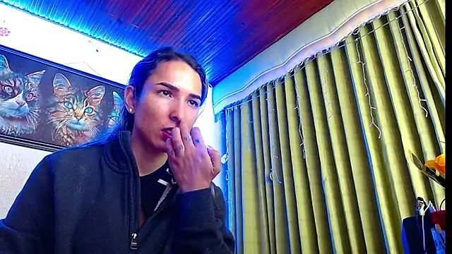 Snapshot of Niky_777 chatting on March 5, 12:16 am Niky 777 online show from March 5, 12:16 am