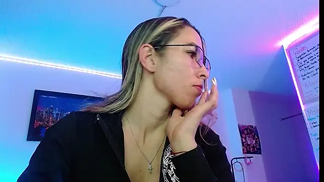 Snapshot of Niky_777 chatting on September 14, 11:49 pm Niky 777 online show from September 14, 11:49 pm
