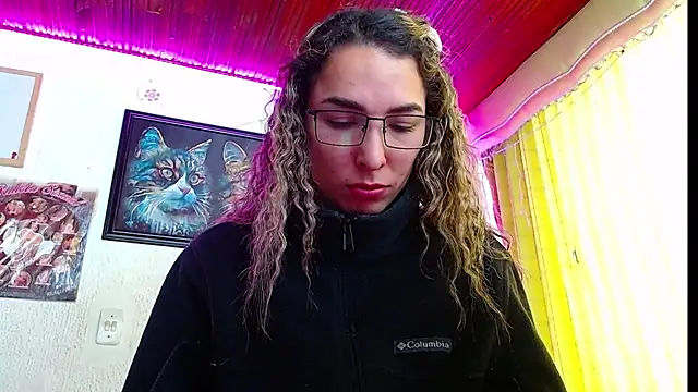 Snapshot of Niky_777 chatting on February 13, 3:45 pm Niky 777 online show from February 13, 3:45 pm