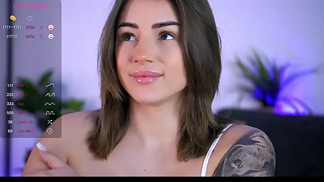 AishaCarter online show from October 21, 5:12 pm