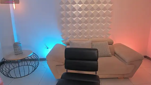 Snapshot of AlessiaCorleone_ chatting on November 8, 7:28 pm AlessiaCorleone online show from November 8, 7:28 pm