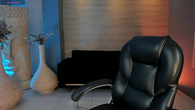 Snapshot of AlessiaCorleone_ chatting on November 4, 7:39 pm AlessiaCorleone online show from November 4, 7:39 pm