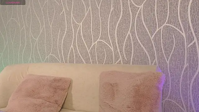 AlessiaCorleone  online show from April 15, 1:11 am