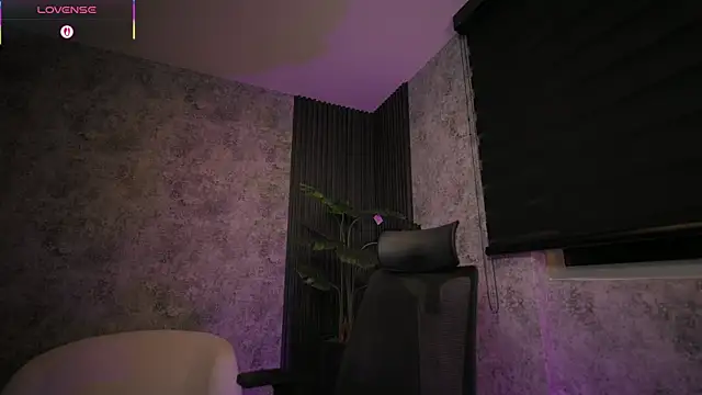 AmyWalker  online show from March 5, 8:55 am