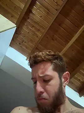 Snapshot of Juan_Castano chatting on March 14, 6:53 am Juan Castano online show from March 14, 6:53 am