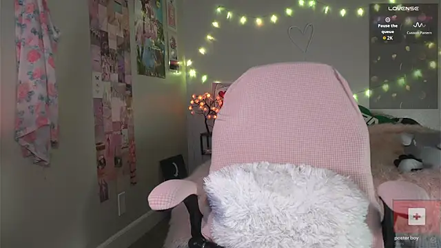 K4Li3Rxyzz online show from March 2, 9:22 pm