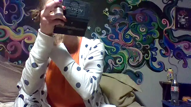 4EyedSluttyGinger online show from March 15, 5:04 pm