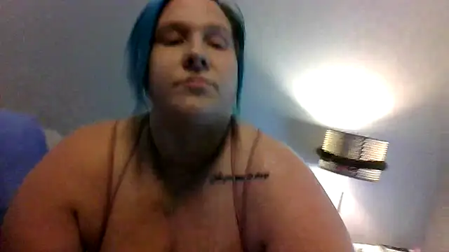 Snapshot of thicknjuicy6996 chatting on October 10, 5:58 pm thicknjuicy6996 online show from October 10, 5:58 pm
