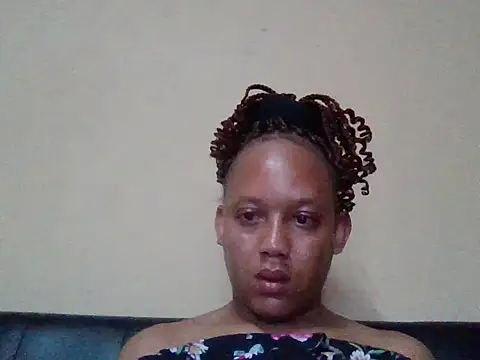 Snapshot of ShooingBunch chatting on October 14, 4:57 am ShooingBunch online show from October 14, 4:57 am