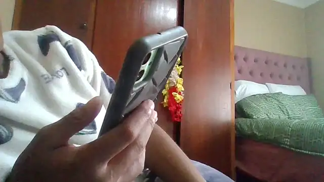 ShooingBunch online show from November 9, 9:35 am