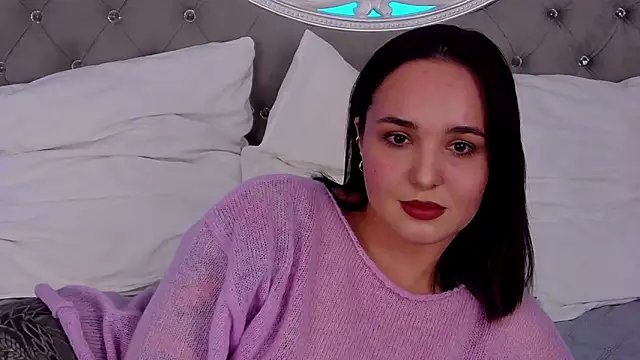 MeIisaLove online show from April 16, 2:18 pm