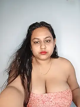 bumblebeegirl online show from June 13, 12:58 pm