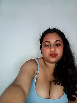 bumblebeegirl online show from December 21, 11:01 am