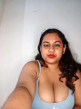 bumblebeegirl online show from December 21, 11:05 pm