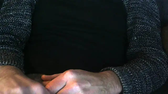 Yummybooblover online show from January 1, 1:48 pm