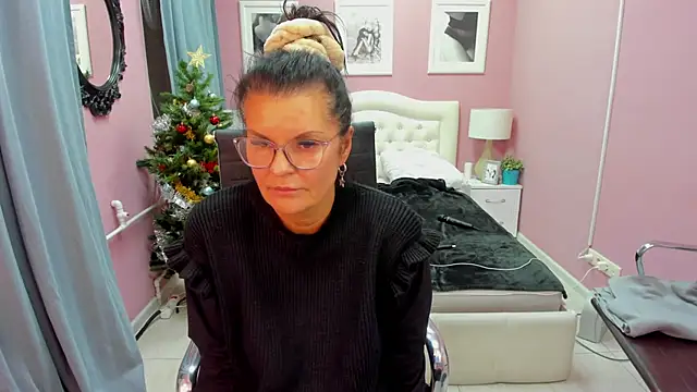 AerysMitch online show from January 7, 8:42 pm
