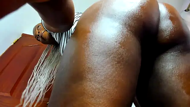 Z-O-E-Y online show from April 2, 10:11 am