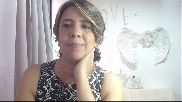 Victoria meester online show from September 19, 8:13 pm