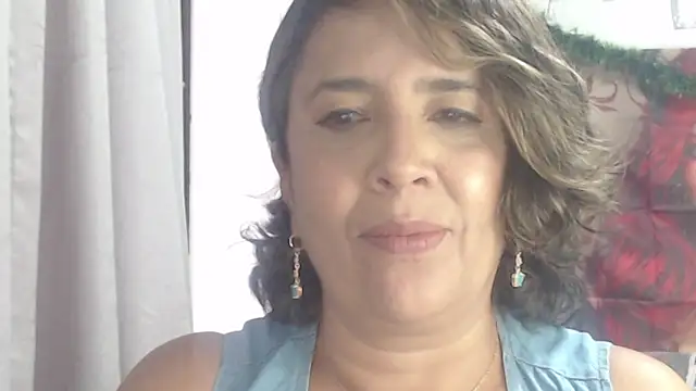 Victoria meester online show from December 16, 2:54 pm